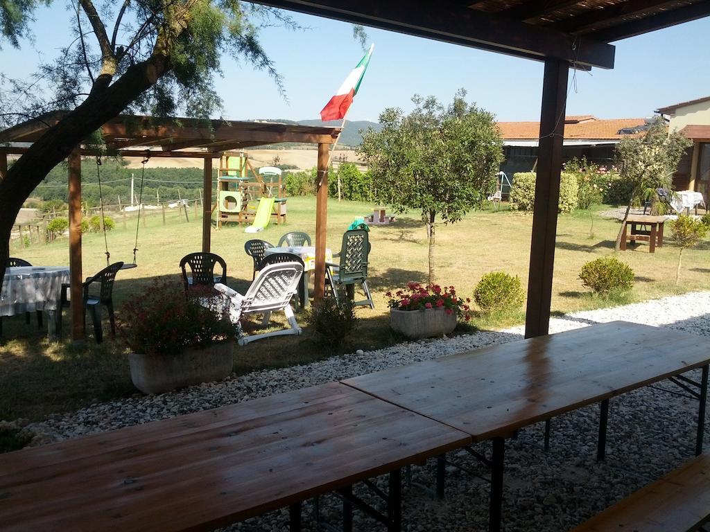 Agriturismo Il Canterino Guardistallo Szoba fotó